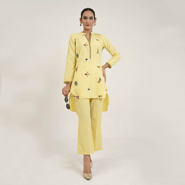 YELLOW EMBROIDERED TWO PIECE SUIT (SSU230SU15)