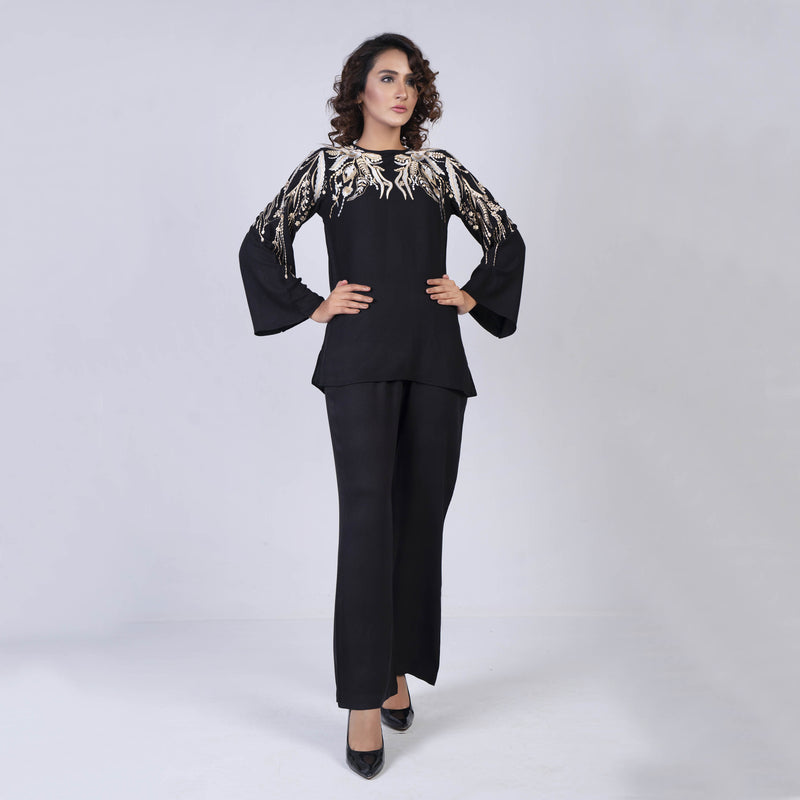 BLACK EMBROIDERED TWO PIECE SUIT (SWI2211SU59)
